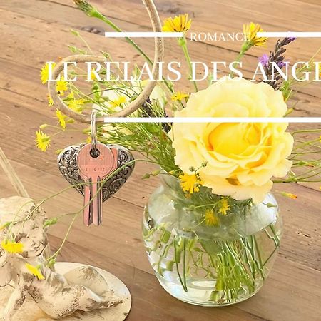 Le Relais Des Anges Bed & Breakfast Mercues Exterior photo